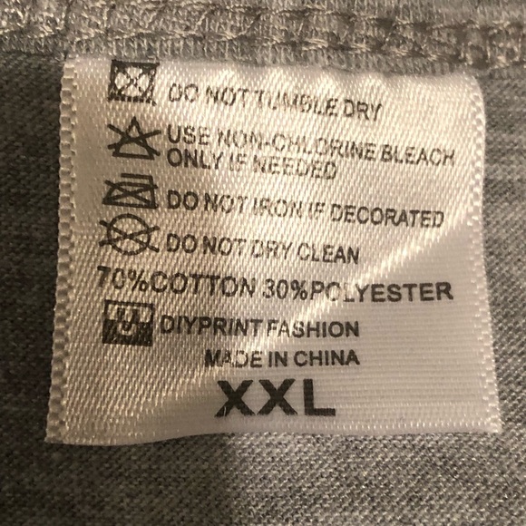 Vegan Tee(Large)🚨Last One🚨price Firm - Picture 7 of 7